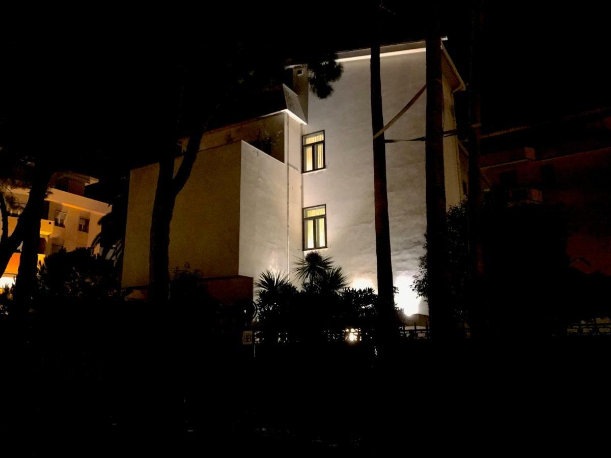 Casa Mimi B&B Пескара Экстерьер фото